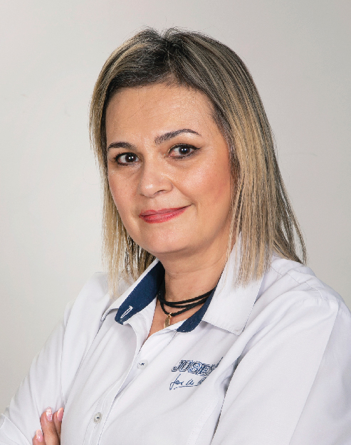 Mónica Po.